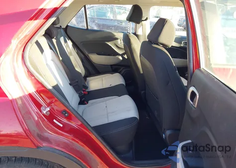 2022 Hyundai Venue Sel from USA, damaged, VIN KMHRC8A33NU195108